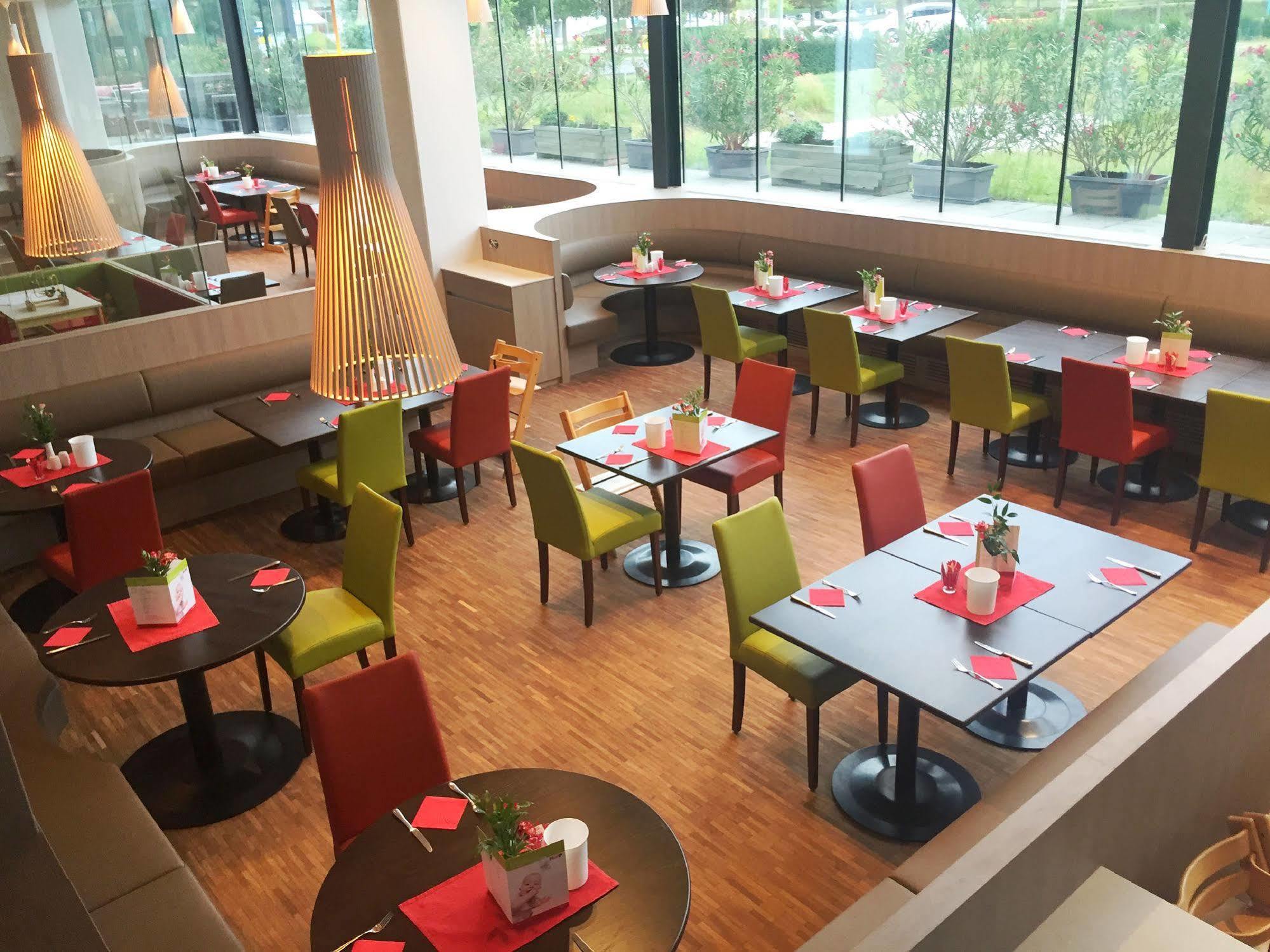 全红蓝酒店 路茨曼贝格 外观 照片